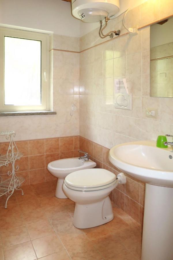 Holiday Home Chalet Del Lago By Interhome 볼세나 외부 사진